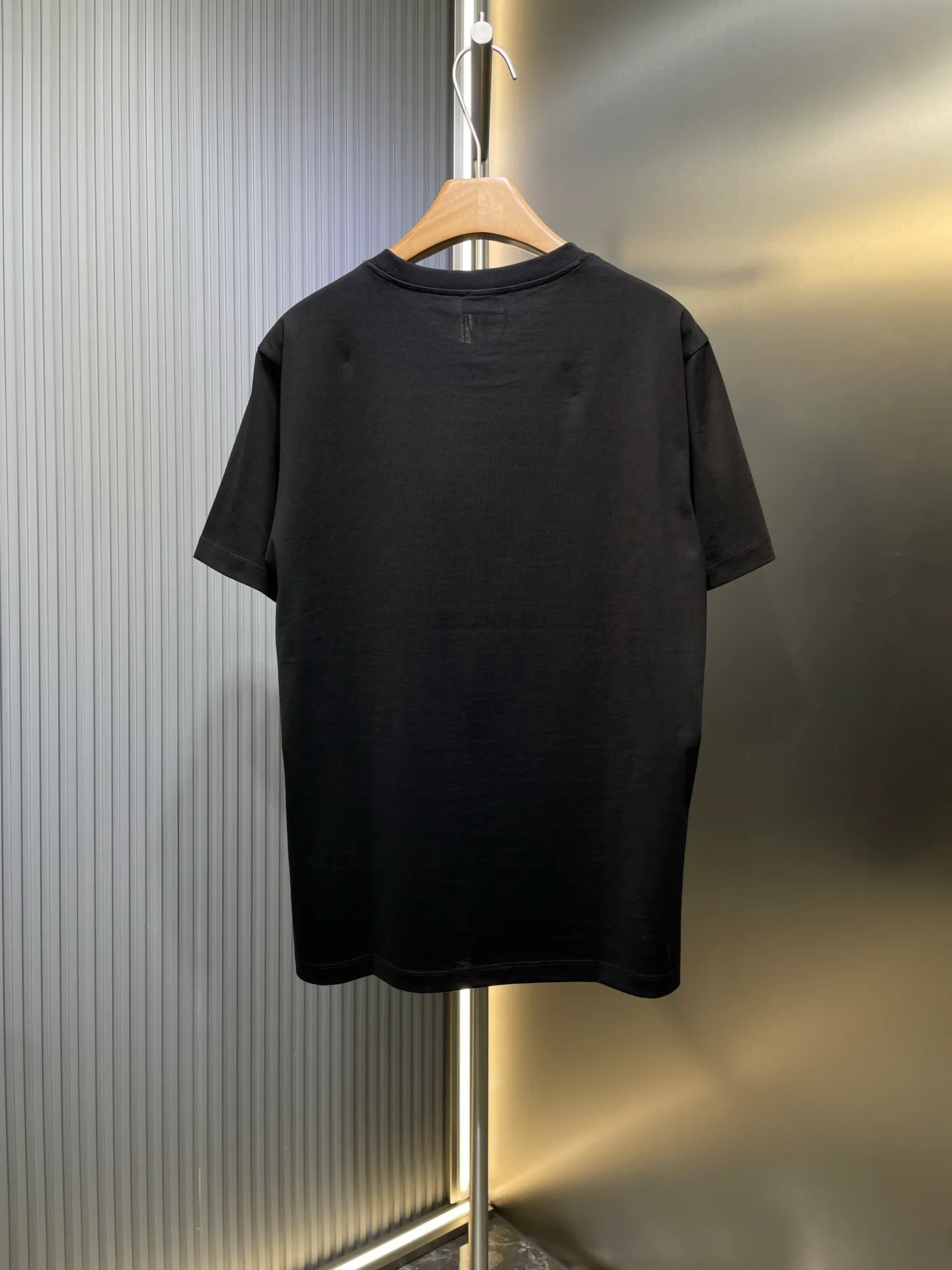 YSL🌟【 Original】 2025 T ； ， YSL ，✨buling✨buling✨ ！ size：s-xxxl